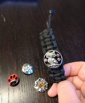 Druckknopf Armband